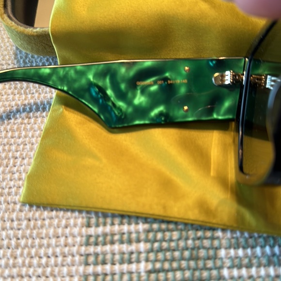 NWOT Authentic Gucci sunglasses! - Picture 4 of 6